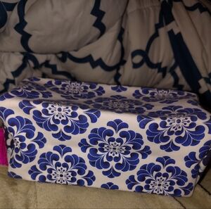 Estee Lauder Blue and White Floral Cosmetic/Gift Box